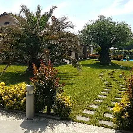 Appartement Chiaro Di Luna Dependance Castelnuovo Magra